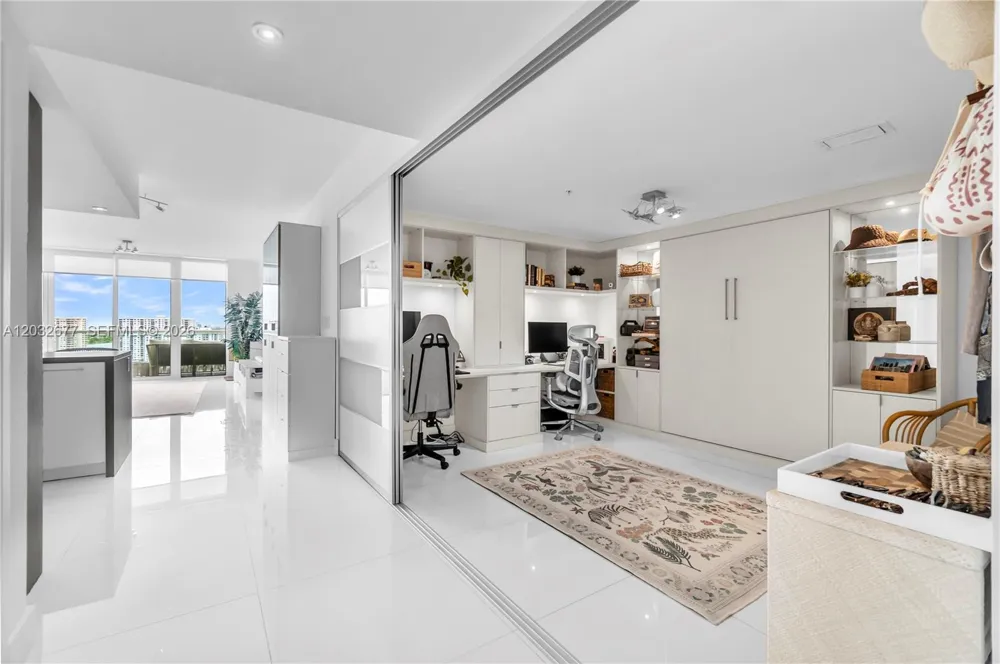 400 Sunny Isles Blvd #1917   |TWO STORIES Sunny Isles Beach, FL 33160