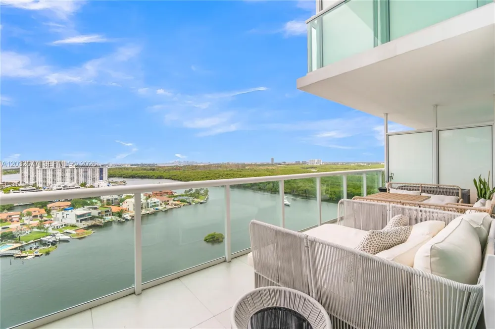 400 Sunny Isles Blvd #1917   |TWO STORIES Sunny Isles Beach, FL 33160
