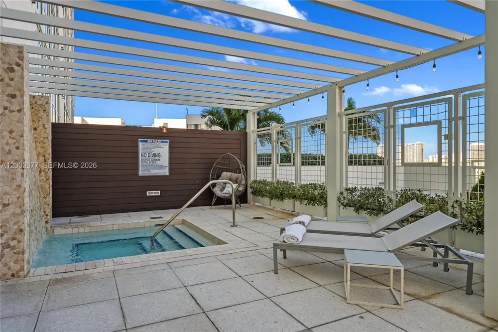 400 Sunny Isles Blvd #1917   |TWO STORIES Sunny Isles Beach, FL 33160