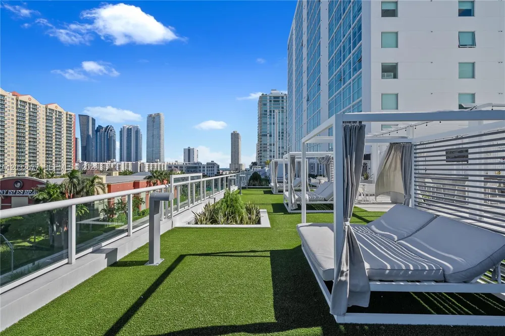 400 Sunny Isles Blvd #1917   |TWO STORIES Sunny Isles Beach, FL 33160