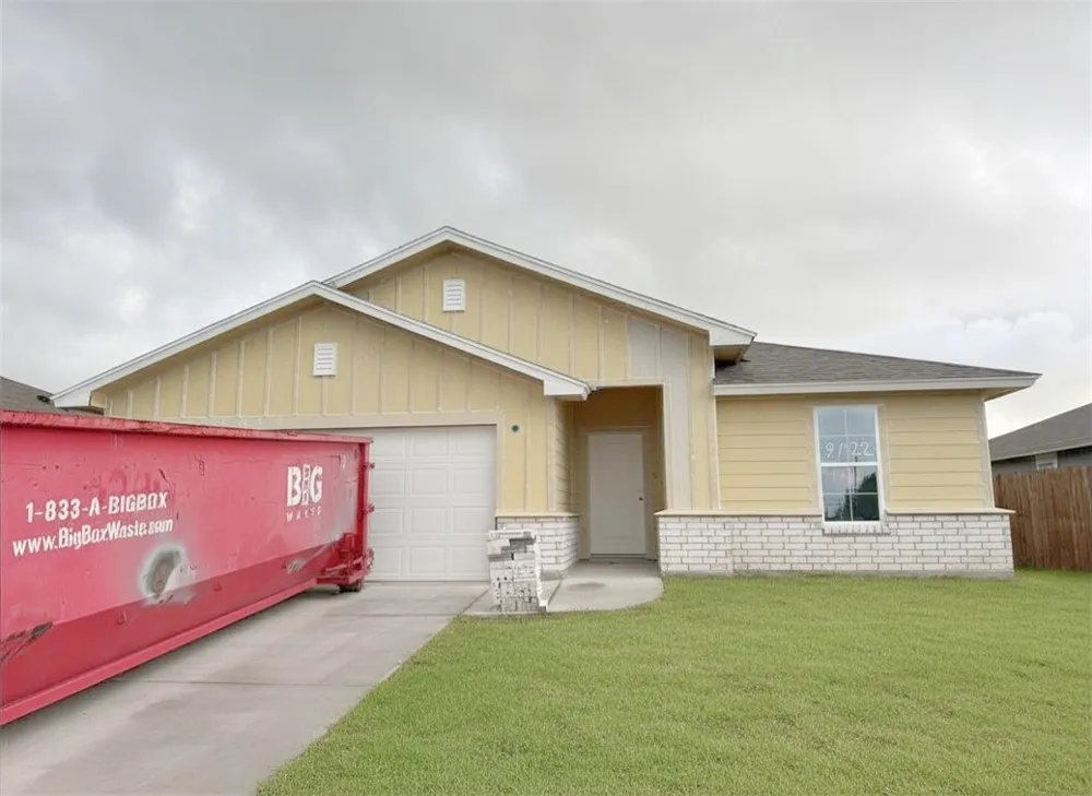 9122 Neesa Drive Corpus Christi, TX 78410