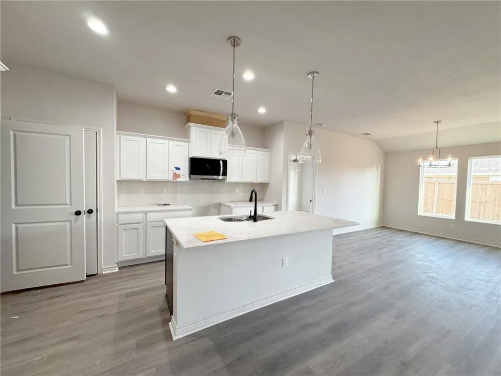 9122 Neesa Drive Corpus Christi, TX 78410