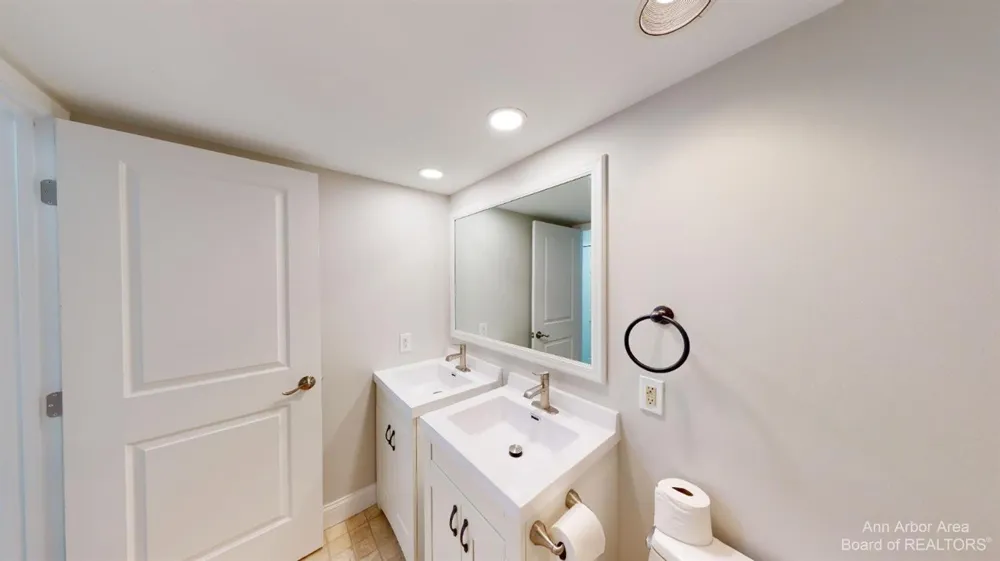 1280 Sunset Road Ann Arbor, MI 48103