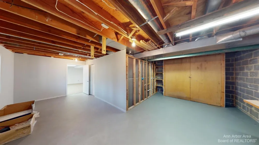 1280 Sunset Road Ann Arbor, MI 48103