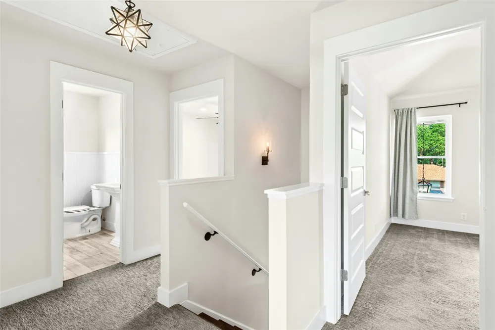 10101 Parkfield Drive Austin, TX 78758