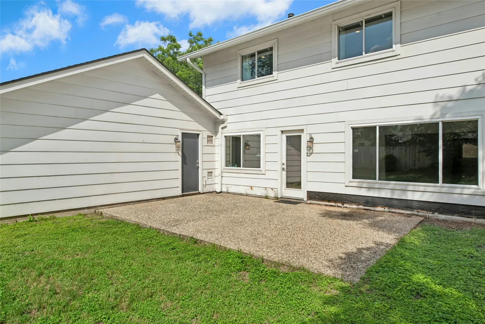 10101 Parkfield Drive Austin, TX 78758