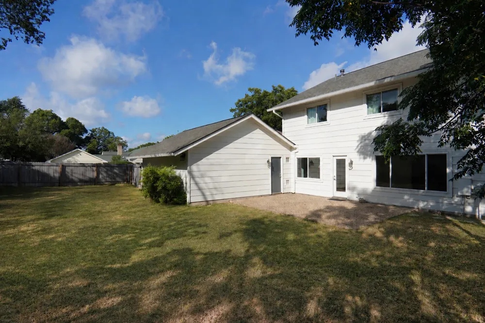10101 Parkfield Drive Austin, TX 78758