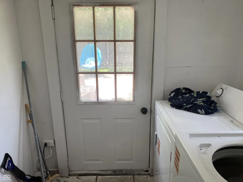 1534 S P STREET Elwood, IN 46036