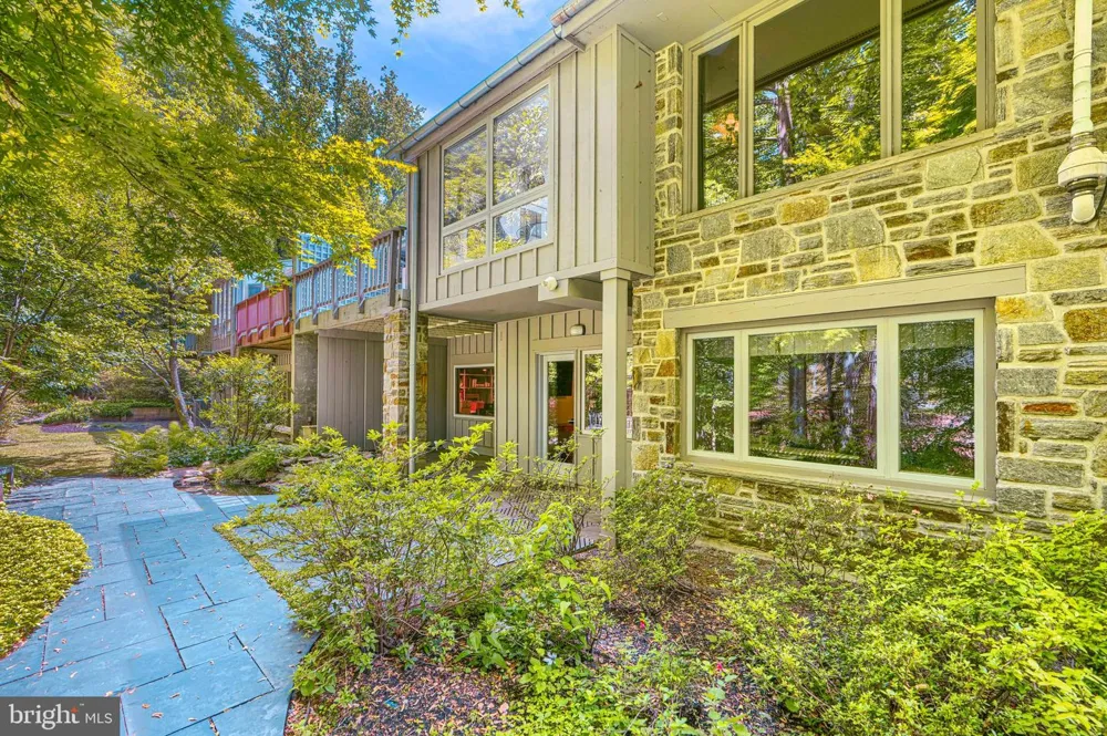 2504 STONE MILL ROAD Baltimore, MD 21208
