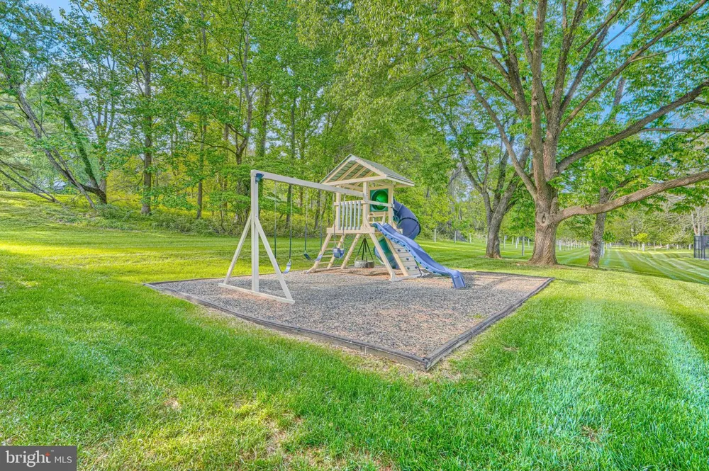 2504 STONE MILL ROAD Baltimore, MD 21208