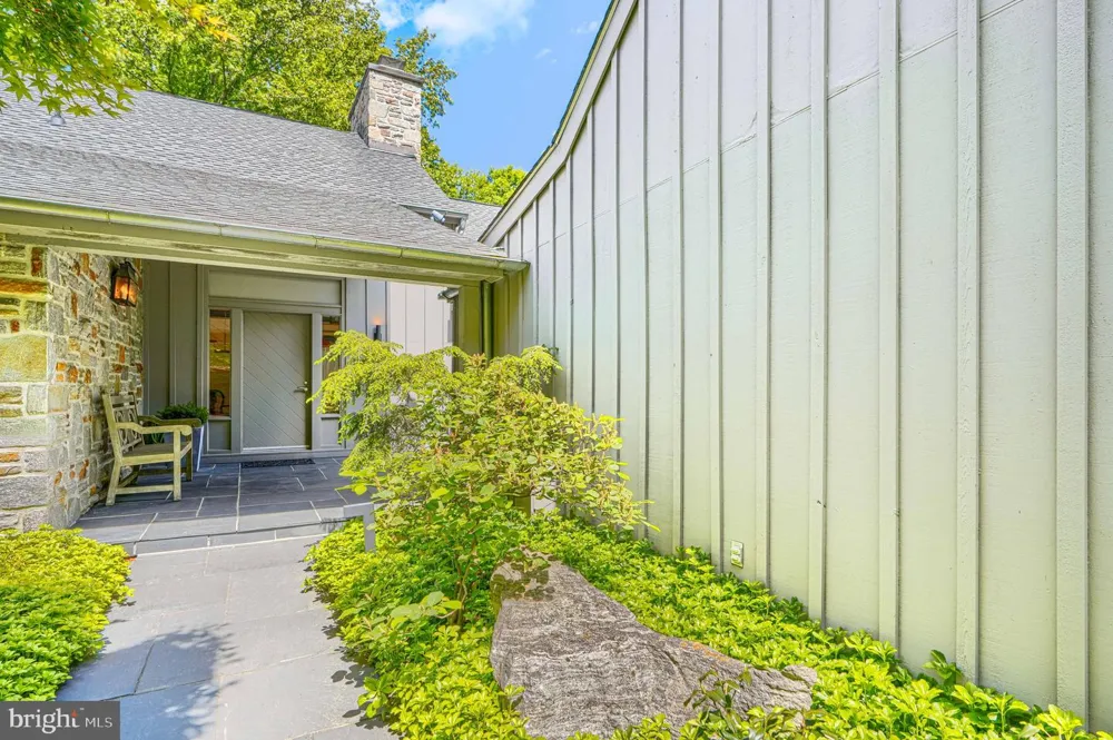 2504 STONE MILL ROAD Baltimore, MD 21208