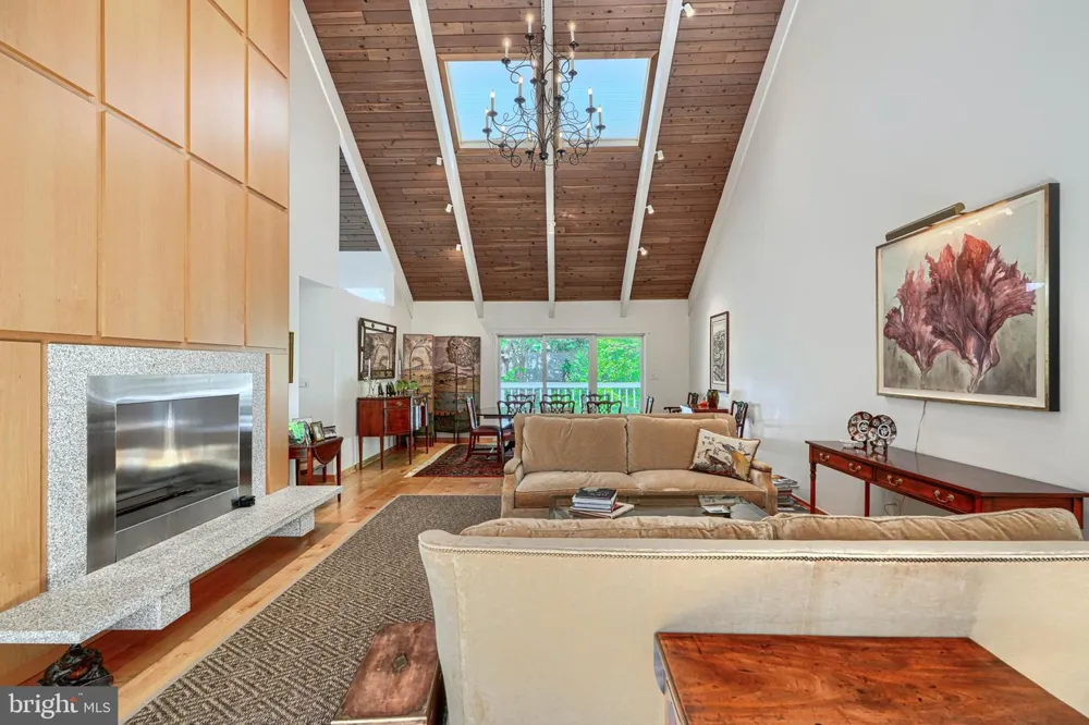 2504 STONE MILL ROAD Baltimore, MD 21208