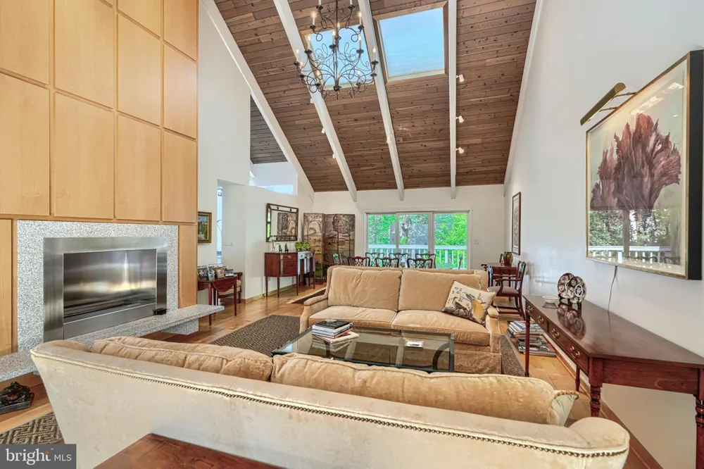 2504 STONE MILL ROAD Baltimore, MD 21208