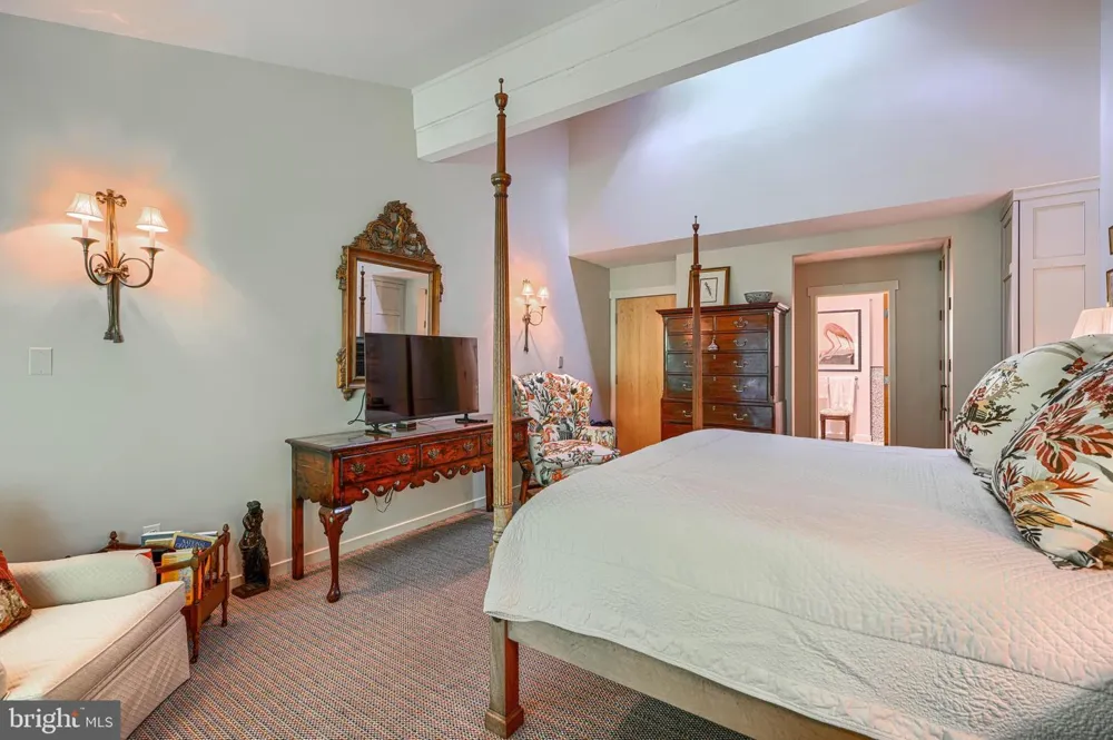 2504 STONE MILL ROAD Baltimore, MD 21208