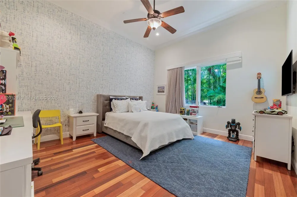 7405 SW 104th St Pinecrest, FL 33156