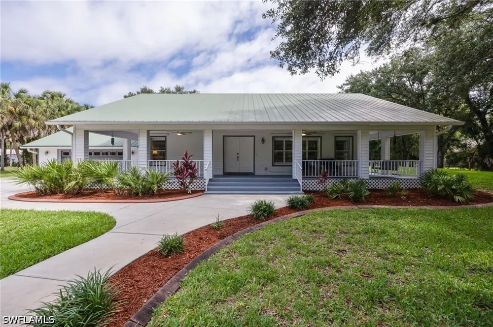 13th Avenue SW Naples, FL 34116
