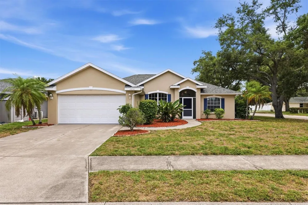 2404 50TH DRIVE E Bradenton, FL 34203