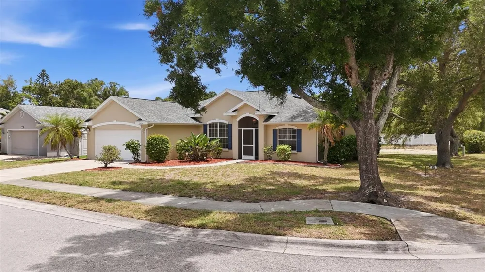 2404 50TH DRIVE E Bradenton, FL 34203