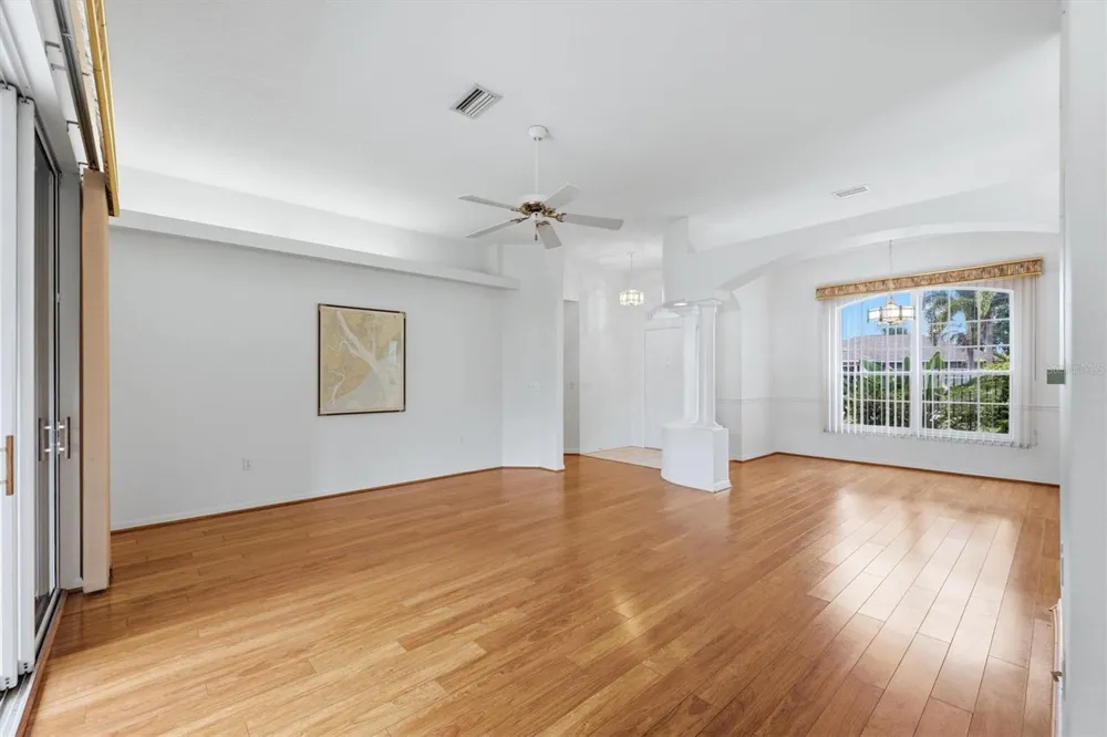 2404 50TH DRIVE E Bradenton, FL 34203