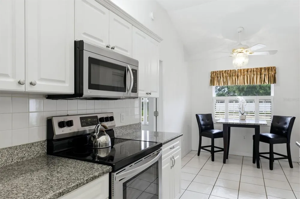 2404 50TH DRIVE E Bradenton, FL 34203