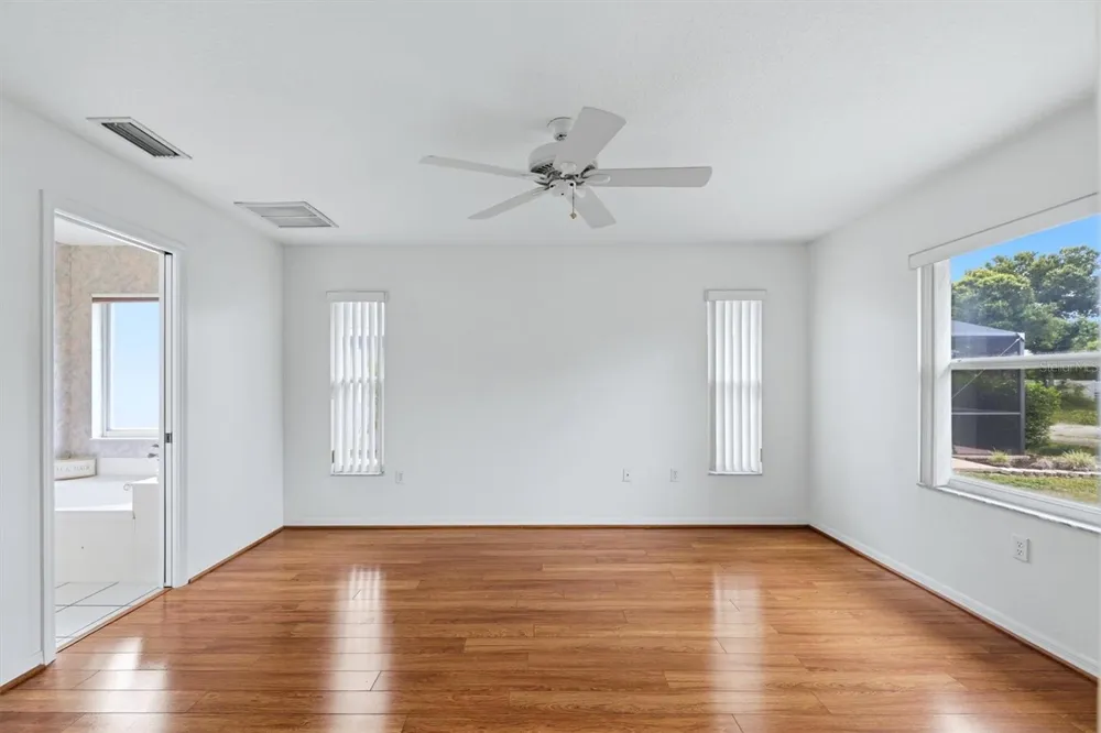 2404 50TH DRIVE E Bradenton, FL 34203