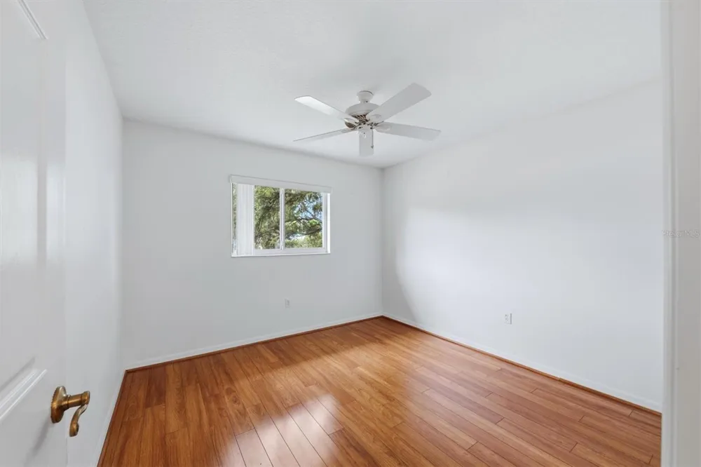 2404 50TH DRIVE E Bradenton, FL 34203