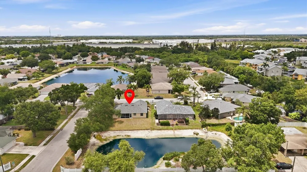 2404 50TH DRIVE E Bradenton, FL 34203