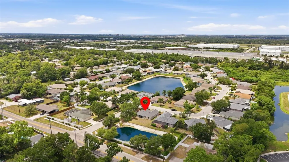 2404 50TH DRIVE E Bradenton, FL 34203