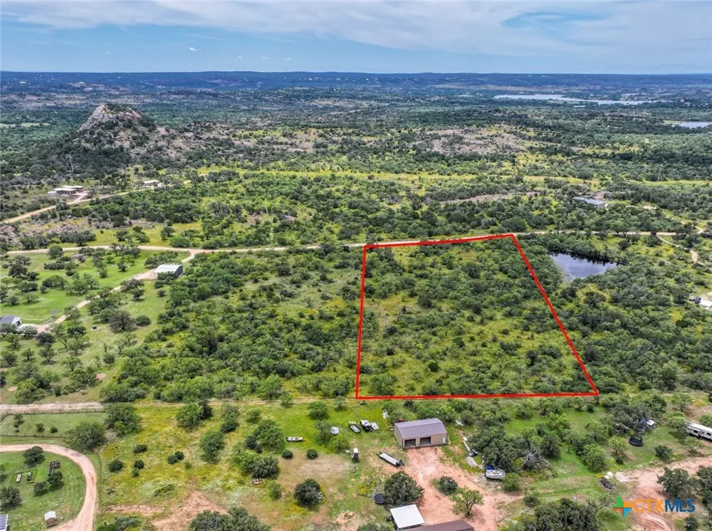 35 Granite Oaks Drive Burnet, TX 78611