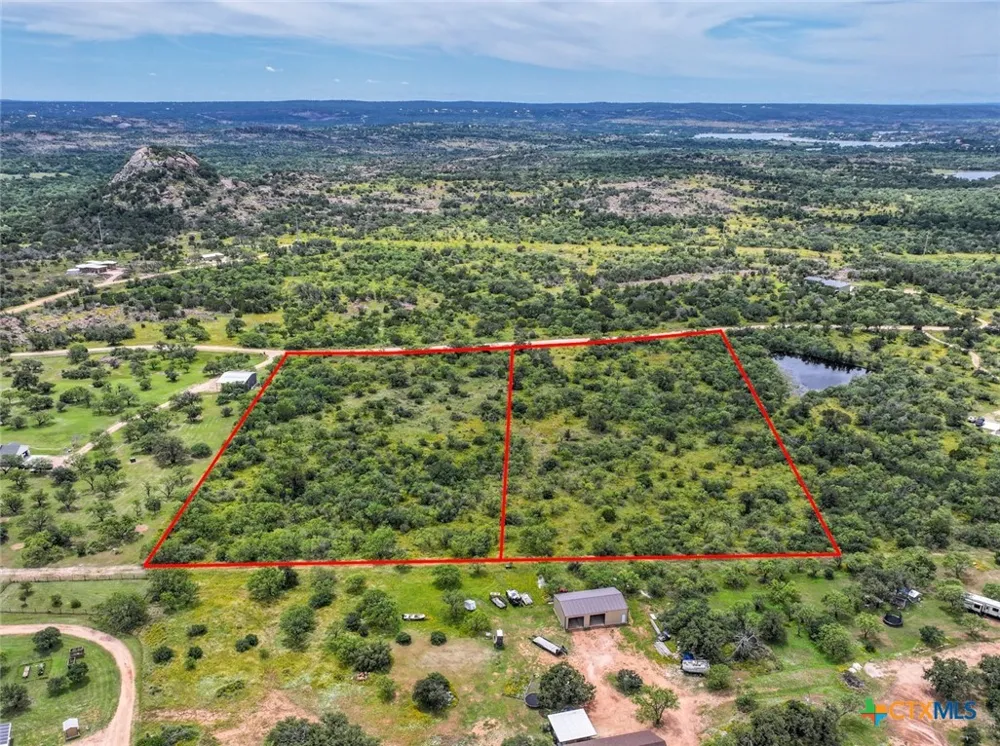 35 Granite Oaks Drive Burnet, TX 78611