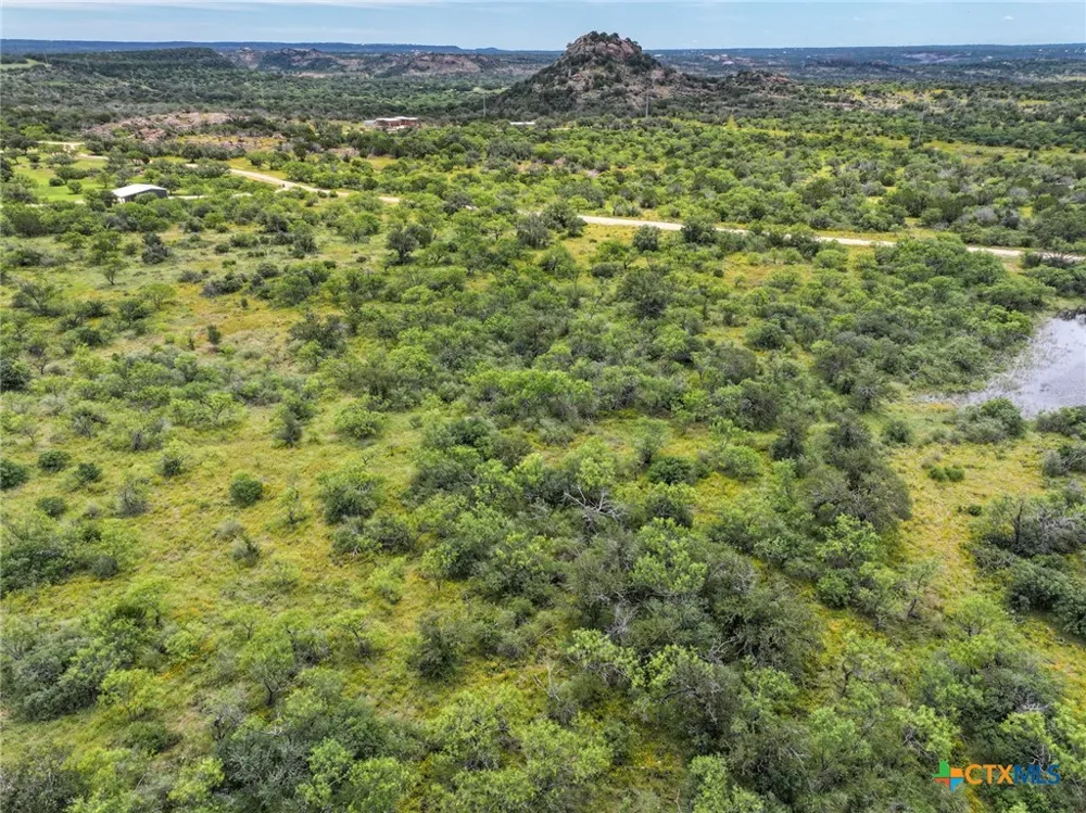 35 Granite Oaks Drive Burnet, TX 78611