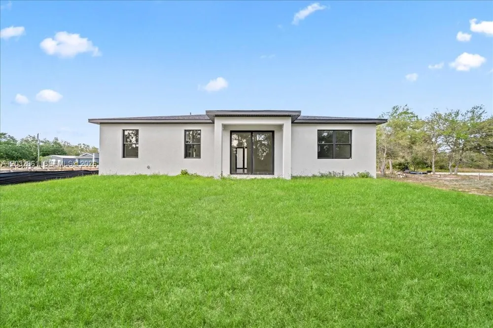 2609 53rd st w Lehigh Acres, FL 33971