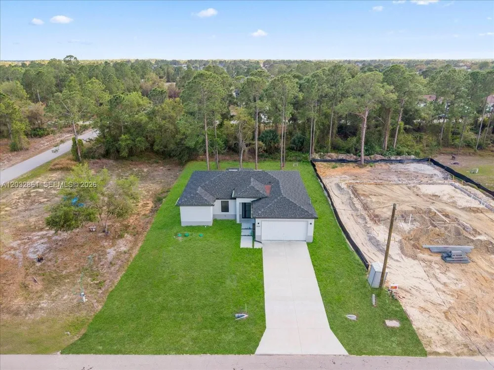 2609 53rd st w Lehigh Acres, FL 33971