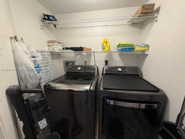 2080 S Ocean Dr #1512 Hallandale Beach, FL 33009