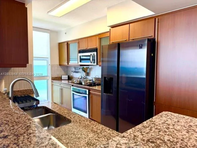2080 S Ocean Dr #1512 Hallandale Beach, FL 33009