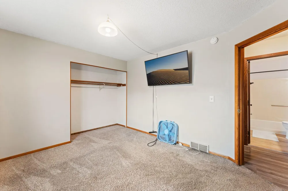 509 Mill Street E Cannon Falls, MN 55009
