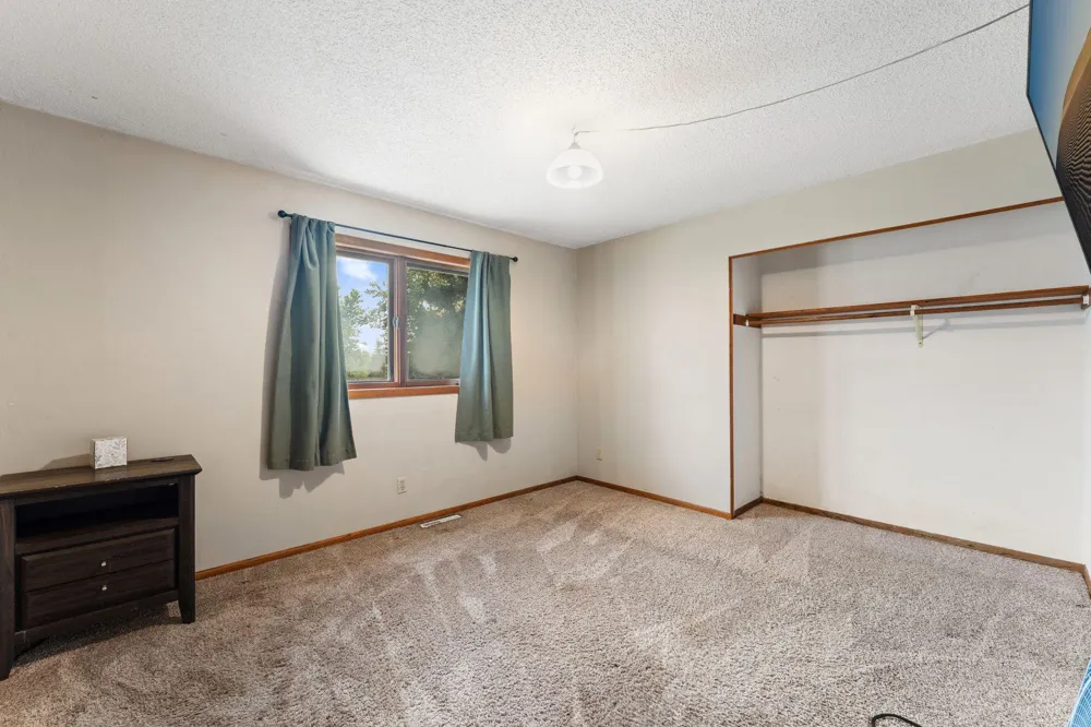 509 Mill Street E Cannon Falls, MN 55009