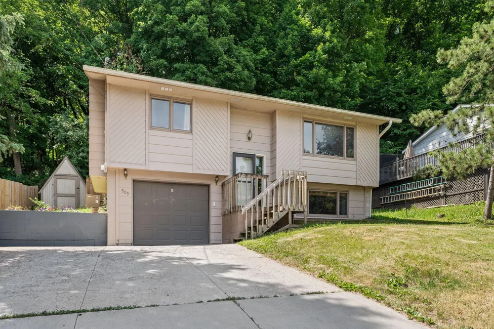 509 Mill Street E Cannon Falls, MN 55009
