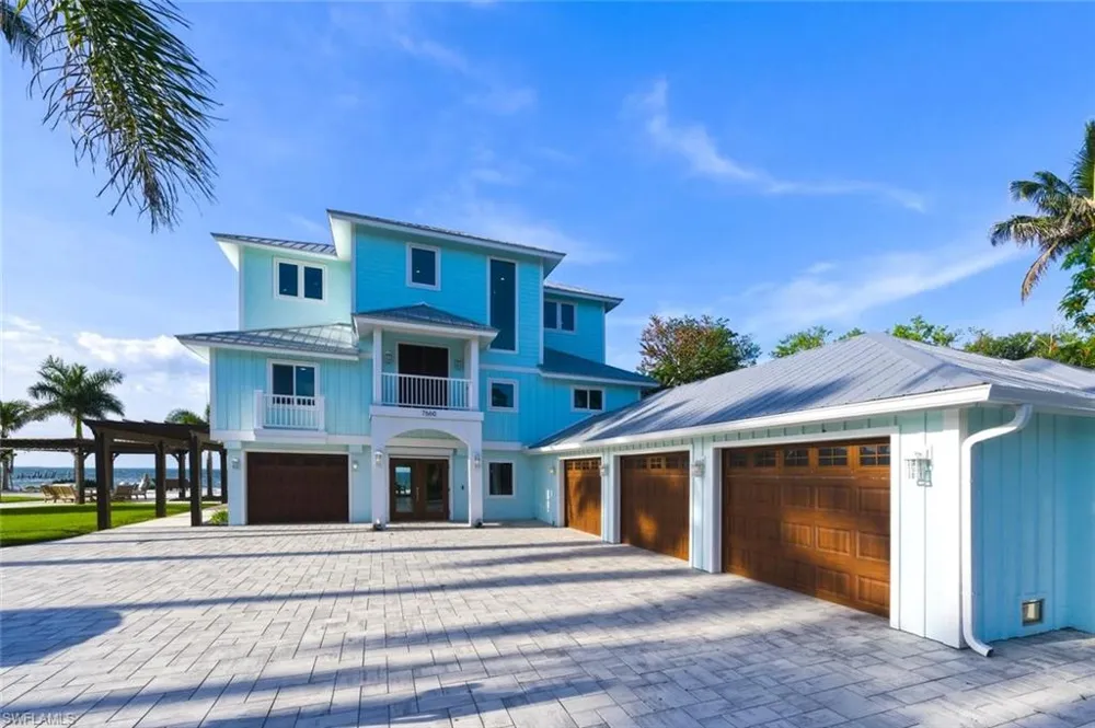 7660 Bocilla Lane Bokeelia, FL 33922