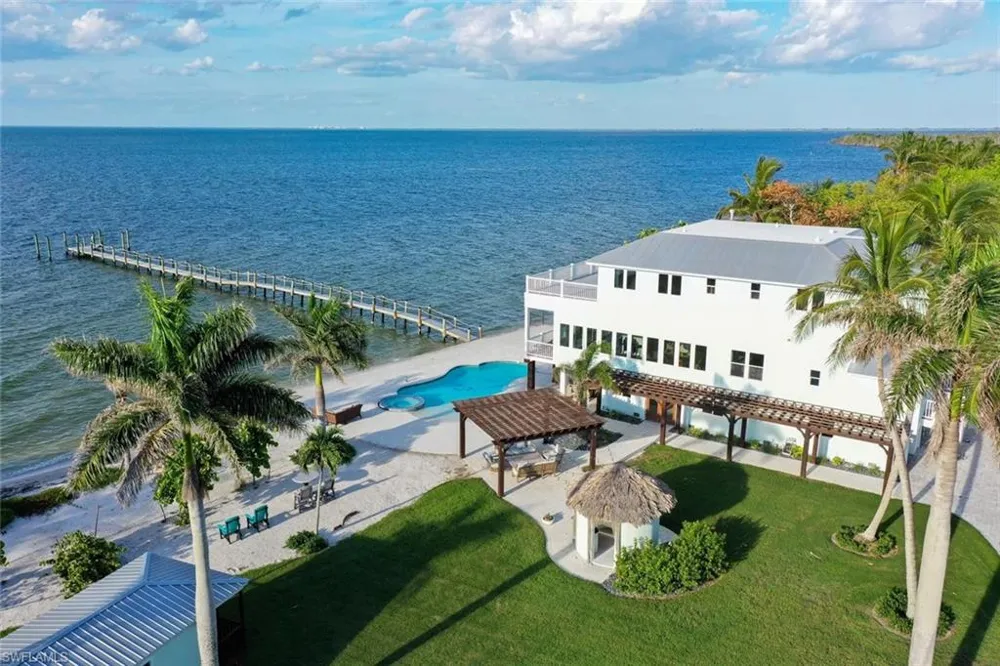 7660 Bocilla Lane Bokeelia, FL 33922