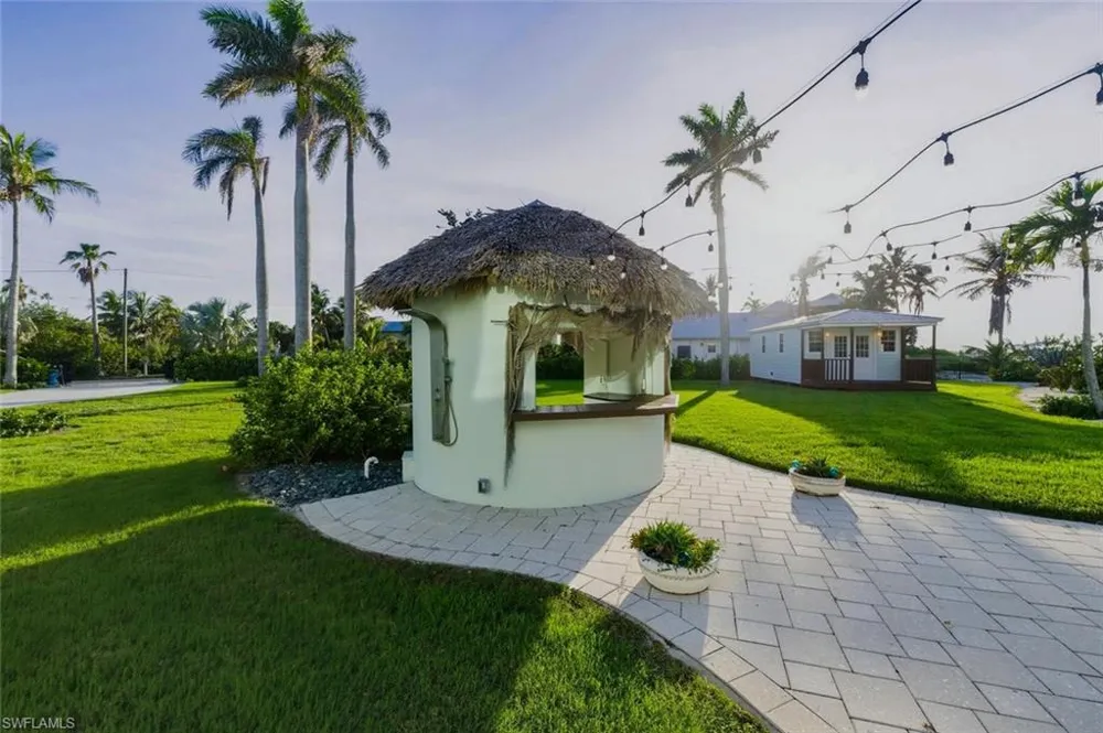 7660 Bocilla Lane Bokeelia, FL 33922