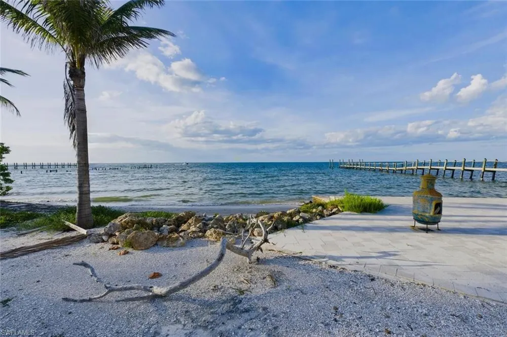 7660 Bocilla Lane Bokeelia, FL 33922