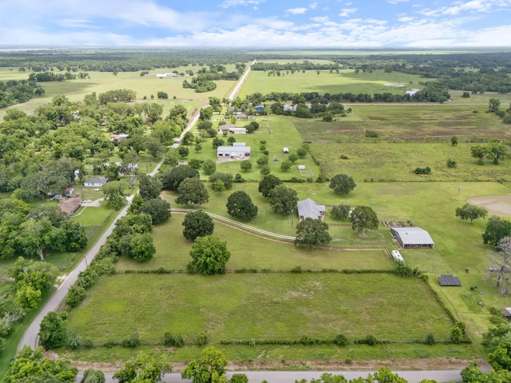 0 County Road 13 Damon, TX 77430