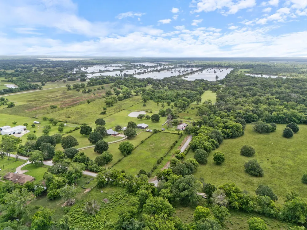 0 County Road 13 Damon, TX 77430