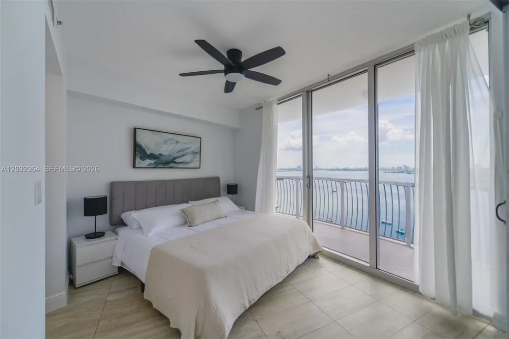 1750 Bayshore Dr #2402 Miami, FL 33132
