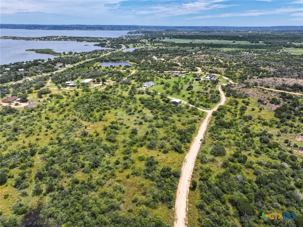 36 Granite Oaks Drive Burnet, TX 78611