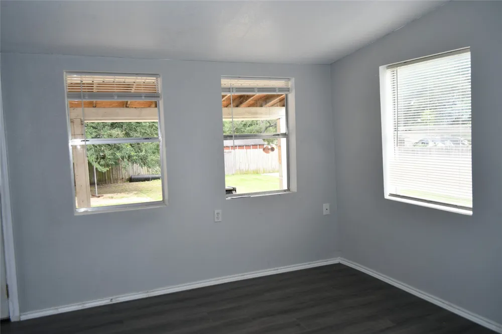 401 Powers Street Lacy Lakeview, TX 76705