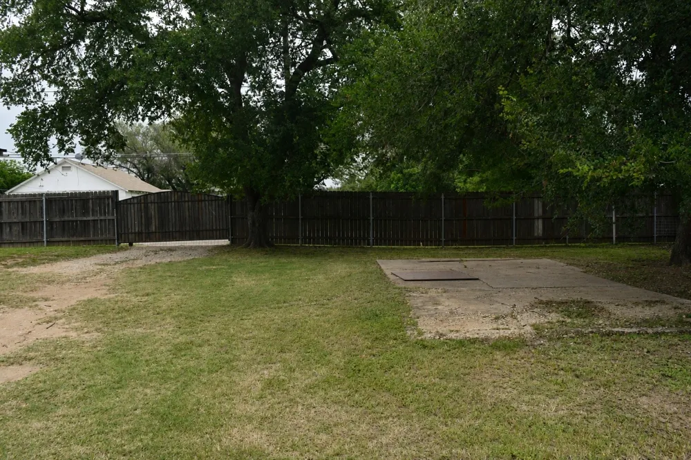 401 Powers Street Lacy Lakeview, TX 76705