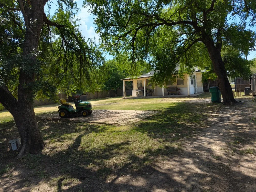 401 Powers Street Lacy Lakeview, TX 76705