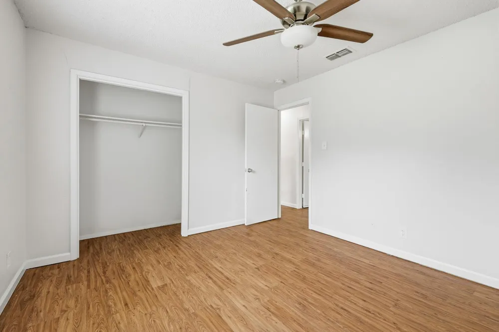 6536 Windrock Watauga, TX 76148